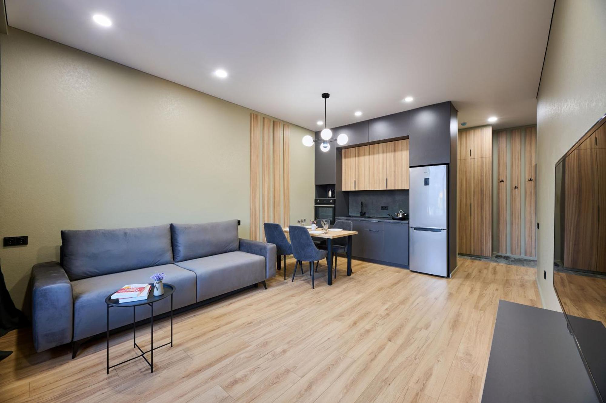Five Business-Class Rooms In R-House Near Mega Center Алмати Екстер'єр фото